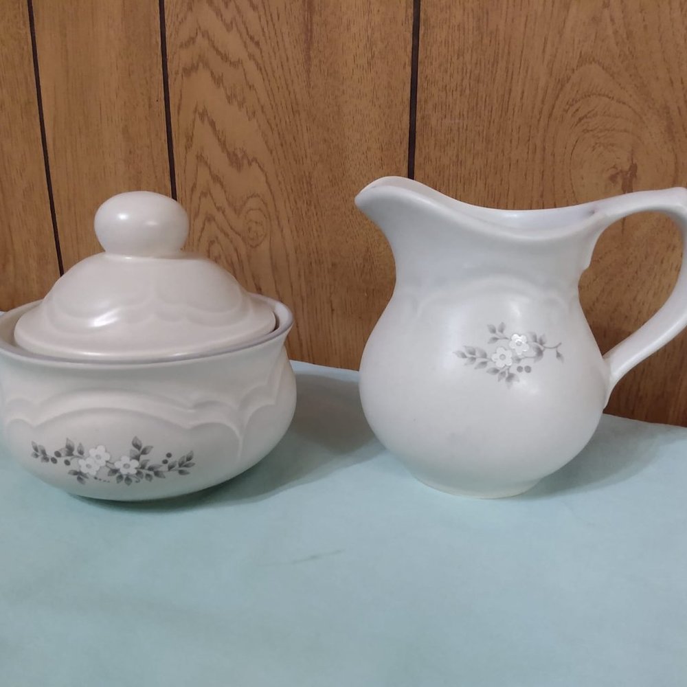Sugar & Creamer Set Pfaltzgraff Gray Vintage Heirloom Pattern